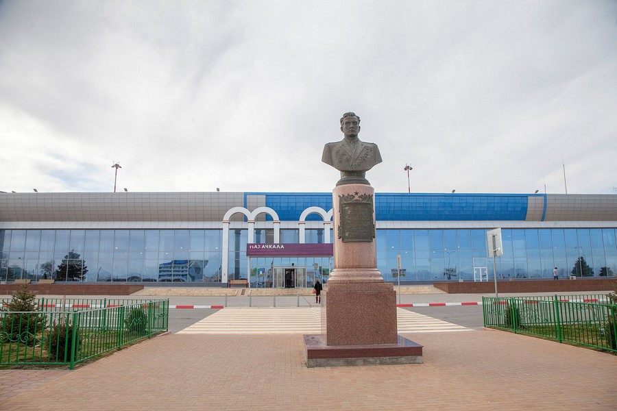 Аэропорт Makhachkala Uytash International Airport (Makhachkala)